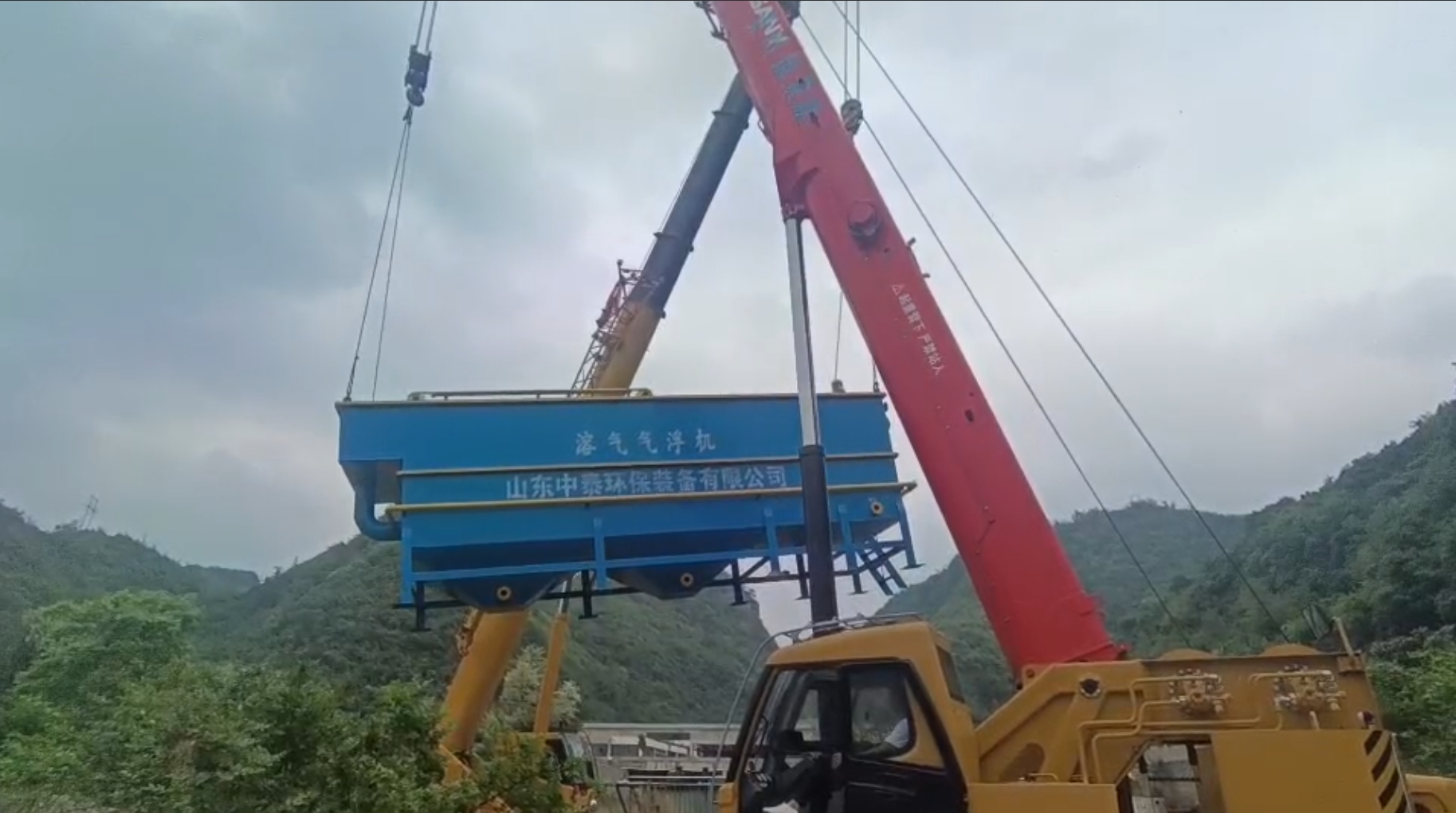 氣浮機，高效氣浮機，溶氣氣浮機，氣浮機安裝現場(chǎng)