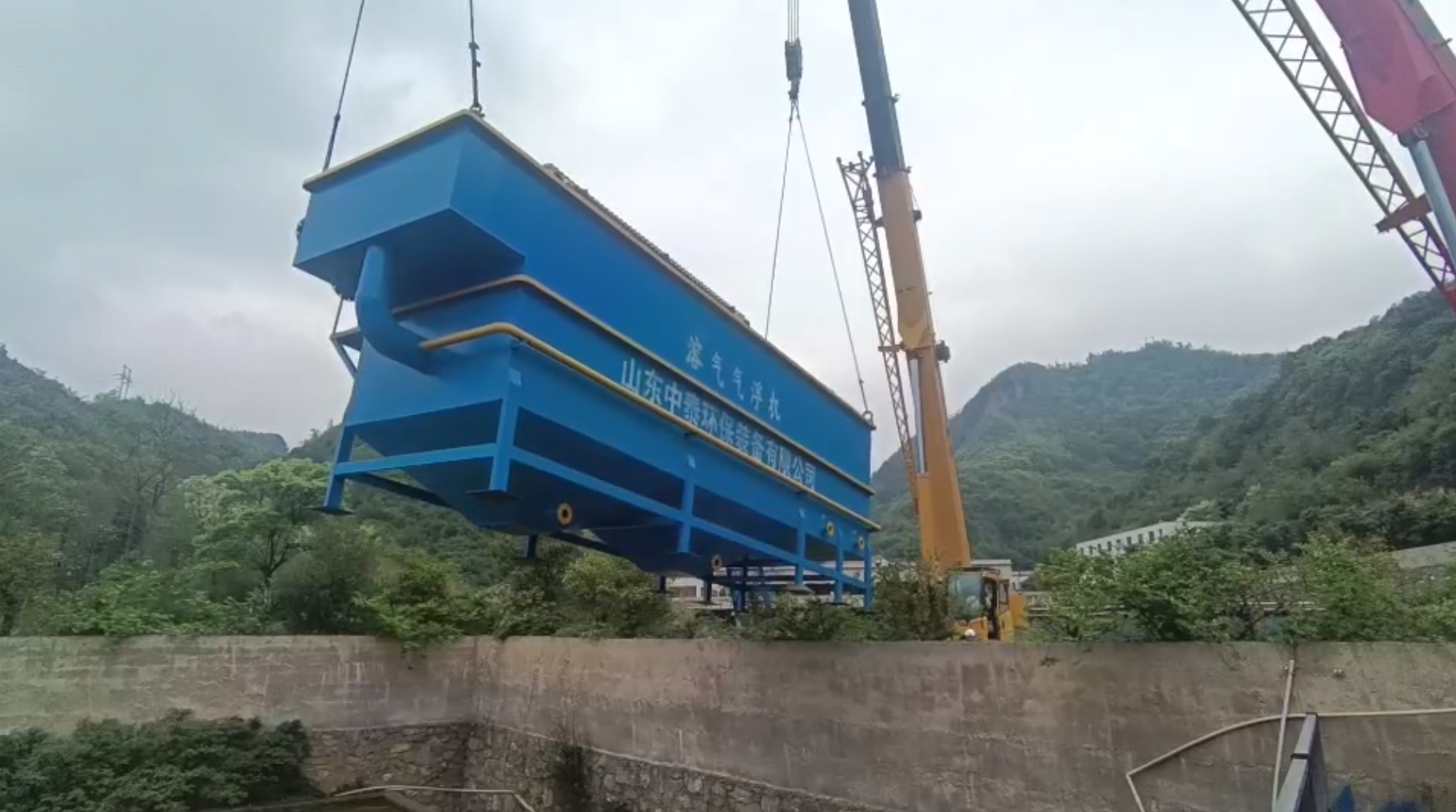 氣浮機，高效氣浮機，溶氣氣浮機，氣浮機安裝現場(chǎng)
