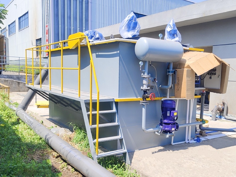 如何正確選擇工業(yè)污水處理設備？這幾點很關鍵！