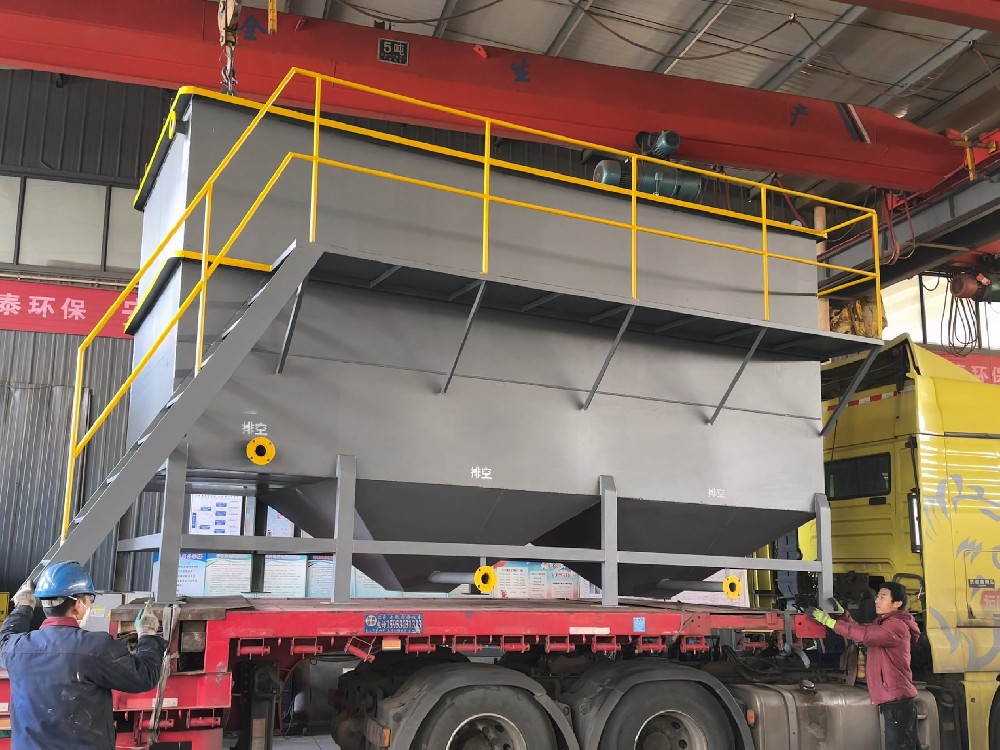 塑料清洗廢水沉淀池：選型要點(diǎn)與清淤維護(hù)技巧